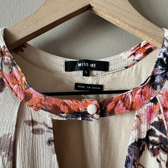 Women's S Miss Me Floral Tan Tunic Top Exposed Shoulder V neck - Picture 6 of 8
